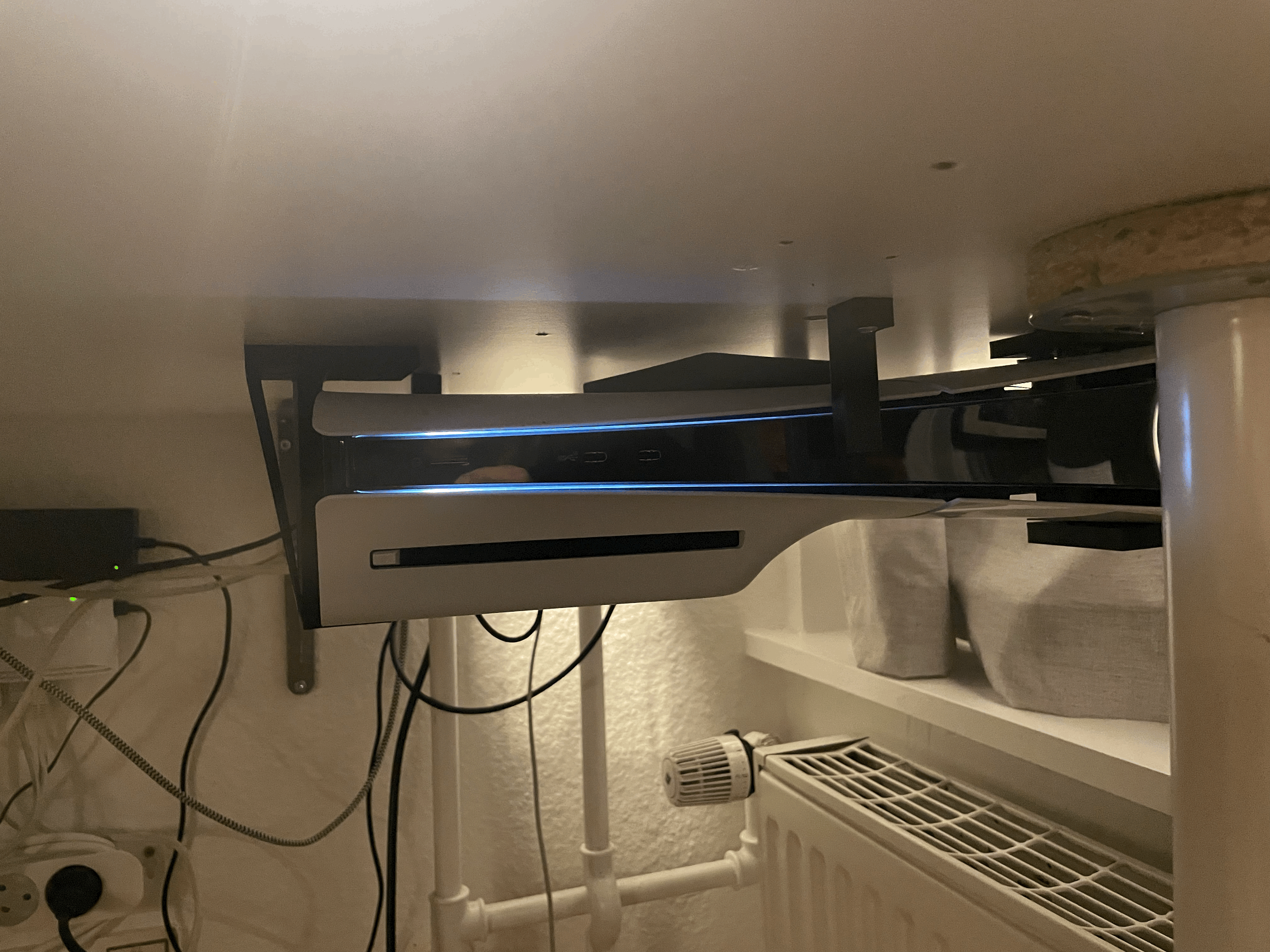 Giá đỡ PS5 slim gắn dưới gầm bàn - Image 2