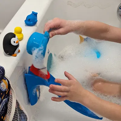 Cầu Trượt Tắm Bồn