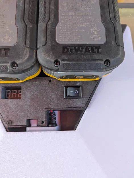 Bộ chuyển đổi pin DeWalt cho Starlink Mini (Bản chỉnh sửa) - Image 3