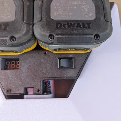 Bộ chuyển đổi pin DeWalt cho Starlink Mini (Bản chỉnh sửa)