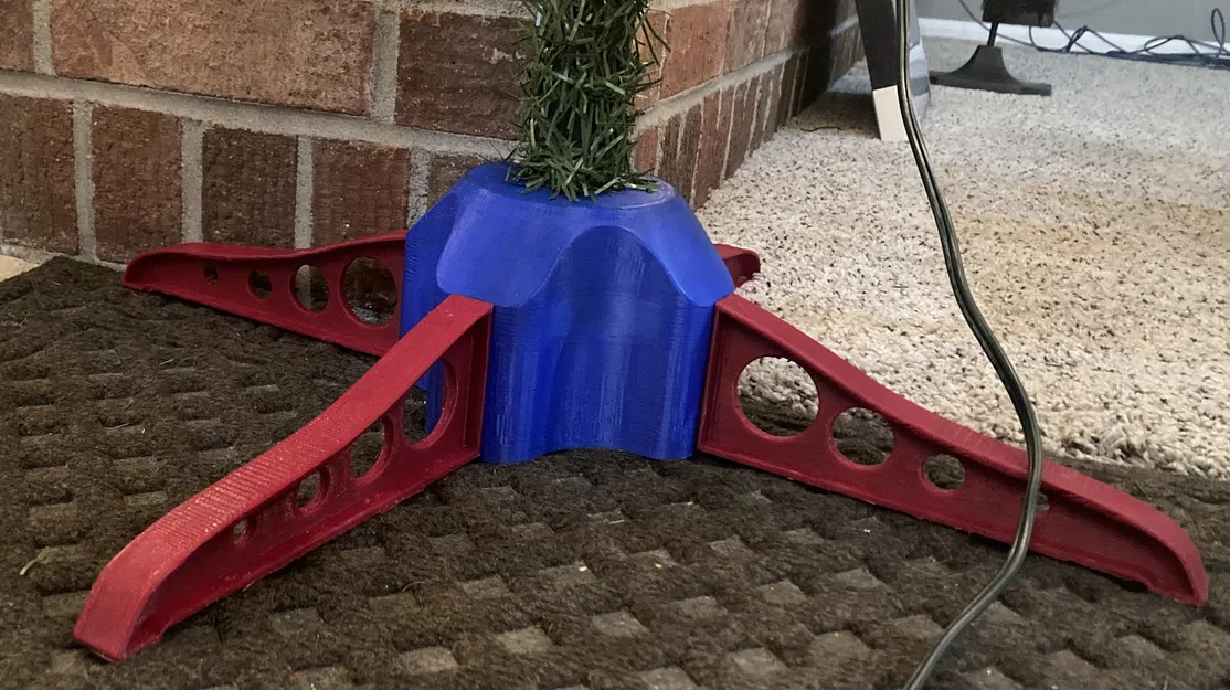 Chân Đế Cây Thông Noel - Image 1