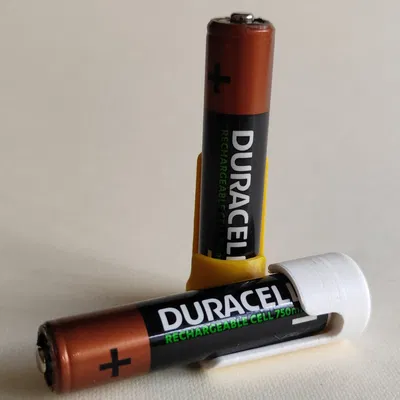 Adapter Chuyển Đổi AAA sang AA (Có Nam Châm)