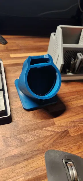 Giá Treo Tường Phích Sạc BYD Trung Quốc GB/T GBT - Image 1