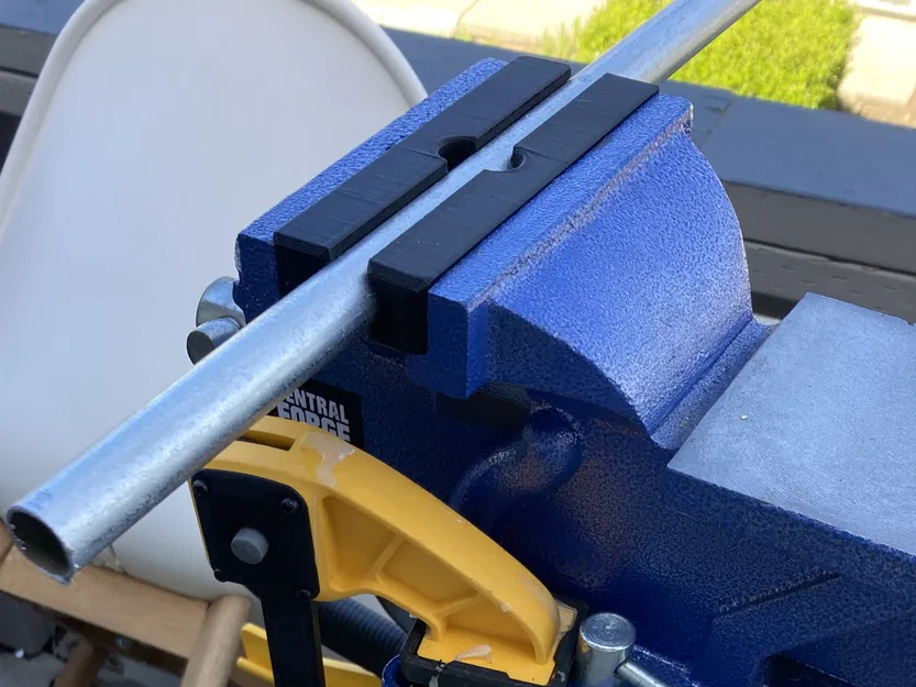 Ngàm ê-tô kẹp ống (Pipe Vise Jaw) - Image 1