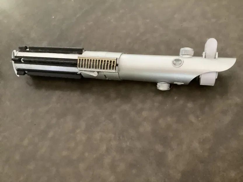 Lightsaber của Anakin Skywalker - Image 3