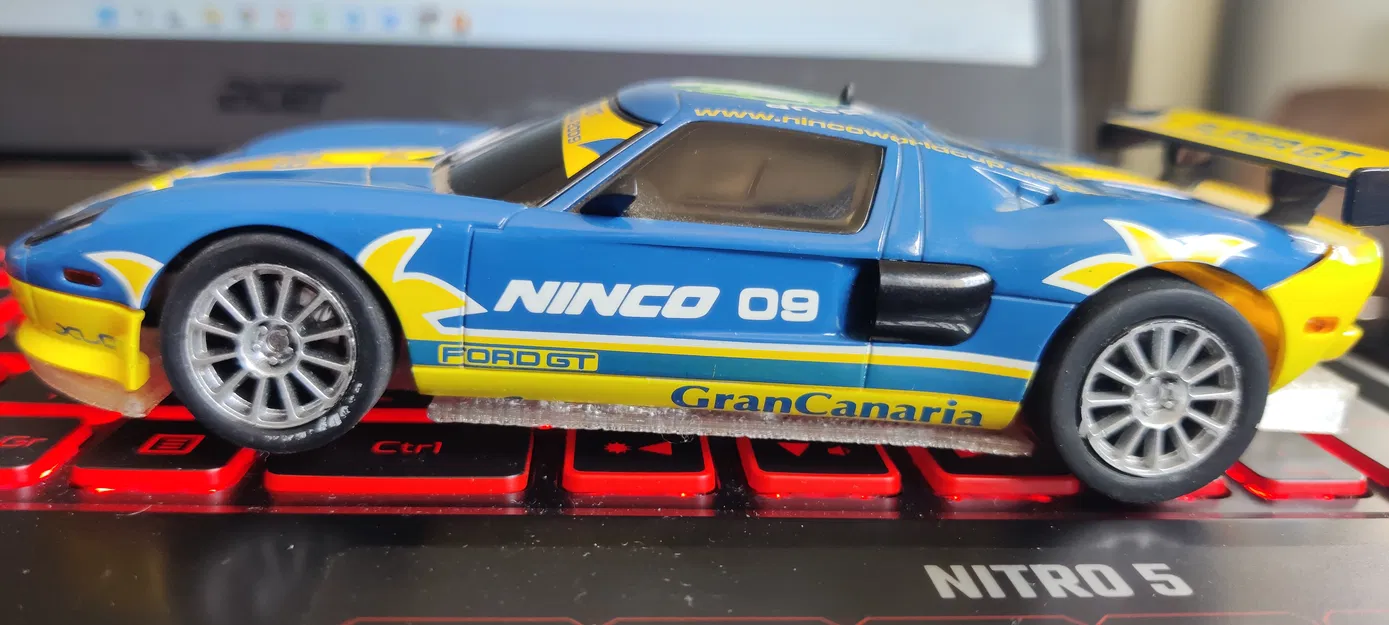 Chassis Ford GT NINCO - Image 1