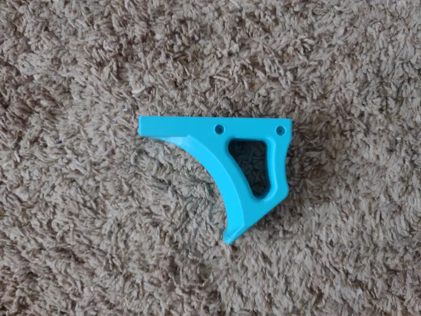 Tay cầm trước góc nghiêng Picatinny (Picatinny Angled Foregrip) - Image 1