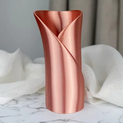 Serena Vase – Bình trang trí thanh lịch tối giản