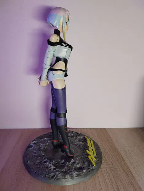 LUCY EDGERUNNERS - Image 3