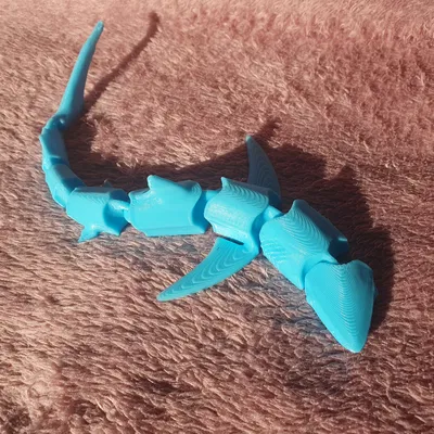 Cá mập xanh articulated (Articulated Blue Shark)