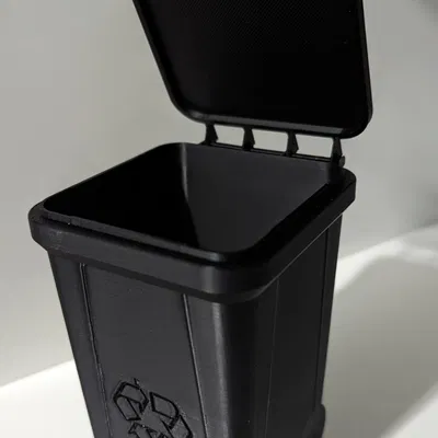 Thùng rác mini để bàn Recycle Bin