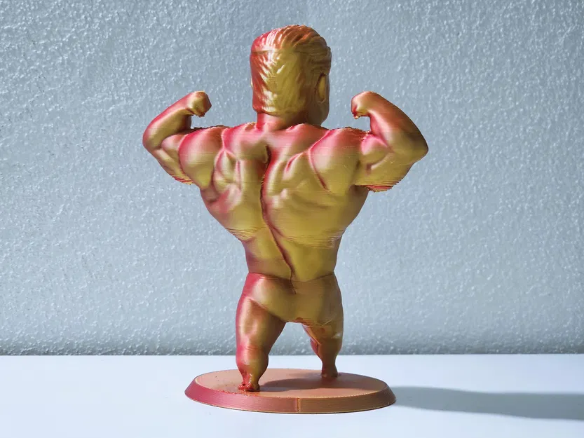 Figure Trump Swole (Gigatrump) - Image 3