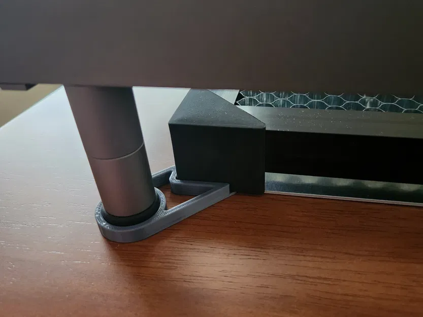 Chân căn chỉnh honeycomb Creality Falcon 2 500x500 có góc cao su - Image 1