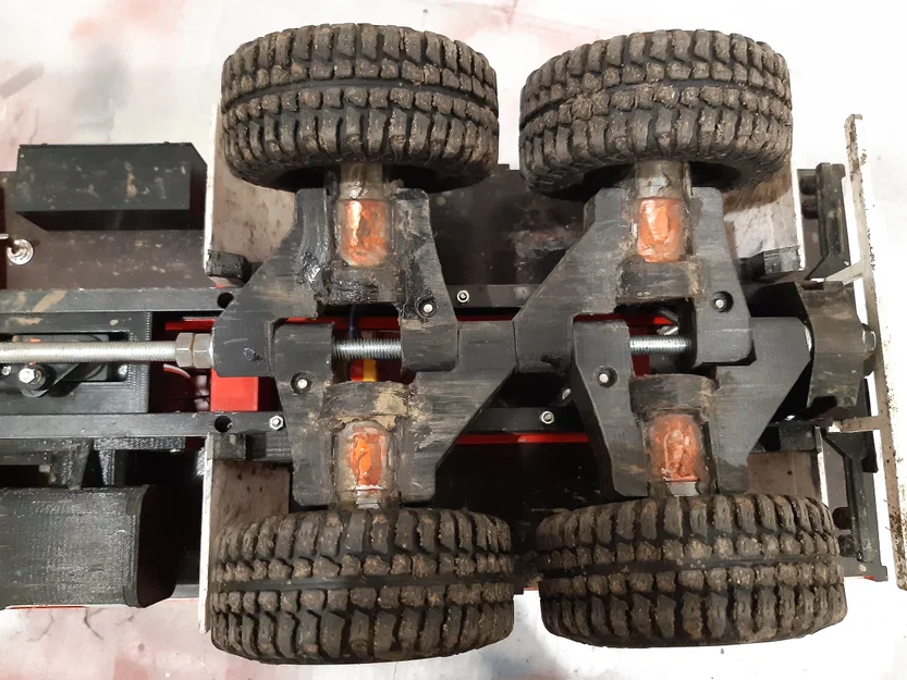 RC Tatra Dakar 6x6, 1986 – Mô hình RC tỉ lệ 1:12 - Image 7