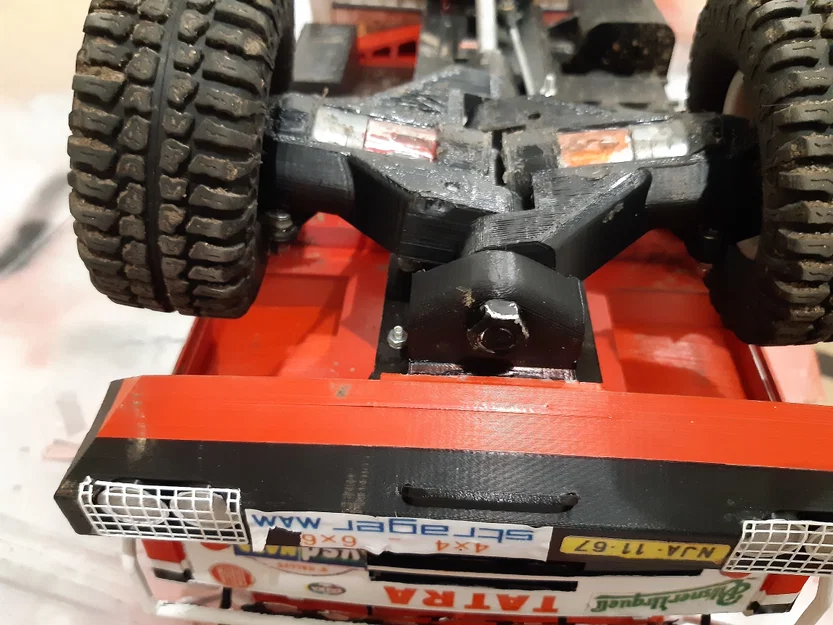 RC Tatra Dakar 6x6, 1986 – Mô hình RC tỉ lệ 1:12 - Image 9
