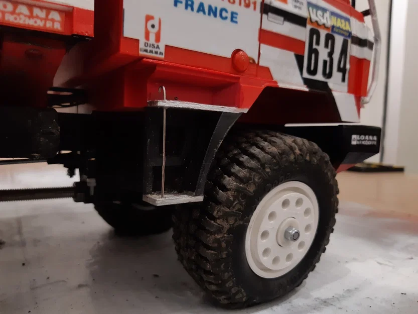 RC Tatra Dakar 6x6, 1986 – Mô hình RC tỉ lệ 1:12 - Image 10