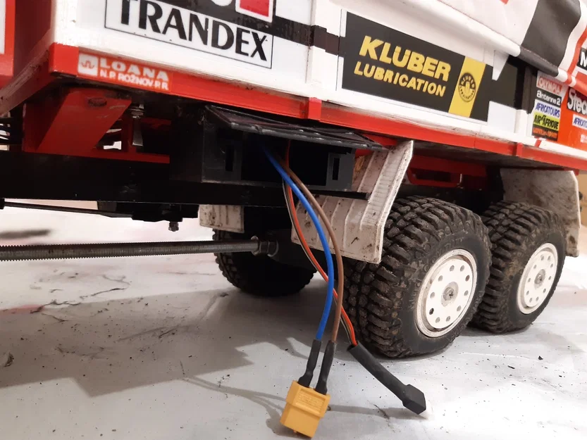RC Tatra Dakar 6x6, 1986 – Mô hình RC tỉ lệ 1:12 - Image 12