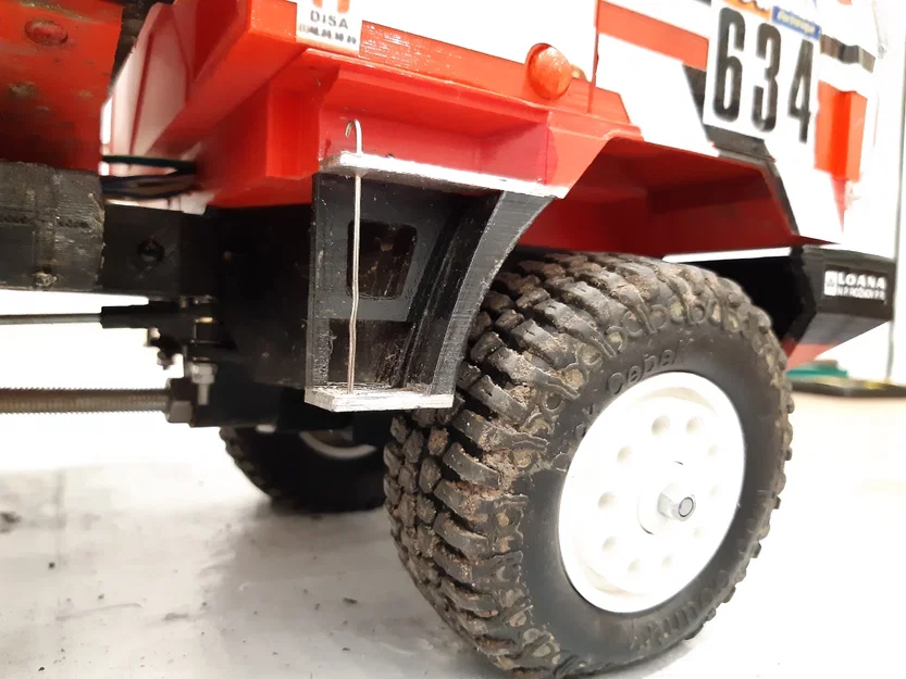 RC Tatra Dakar 6x6, 1986 – Mô hình RC tỉ lệ 1:12 - Image 15