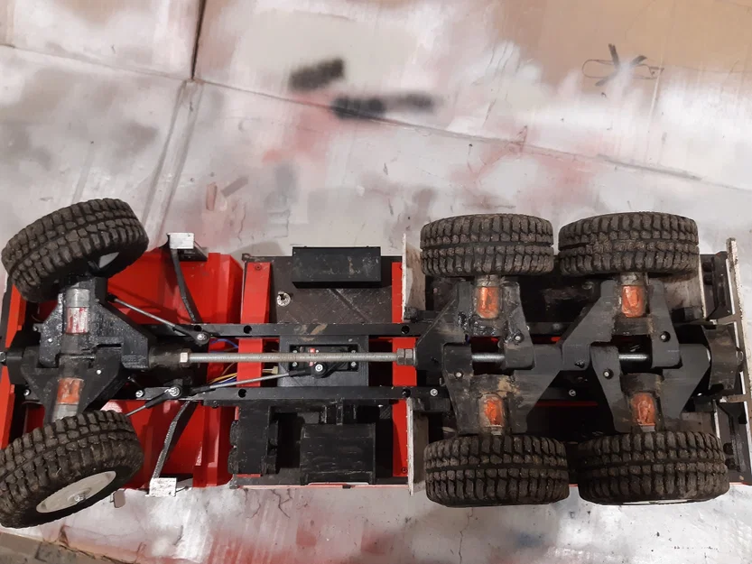 RC Tatra Dakar 6x6, 1986 – Mô hình RC tỉ lệ 1:12 - Image 17