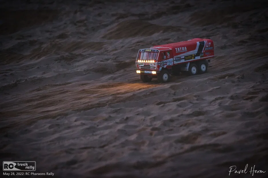 RC Tatra Dakar 6x6, 1986 – Mô hình RC tỉ lệ 1:12 - Image 33