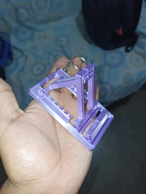 Móc khóa đỡ điện thoại (Llavero porta celular) - Image 1