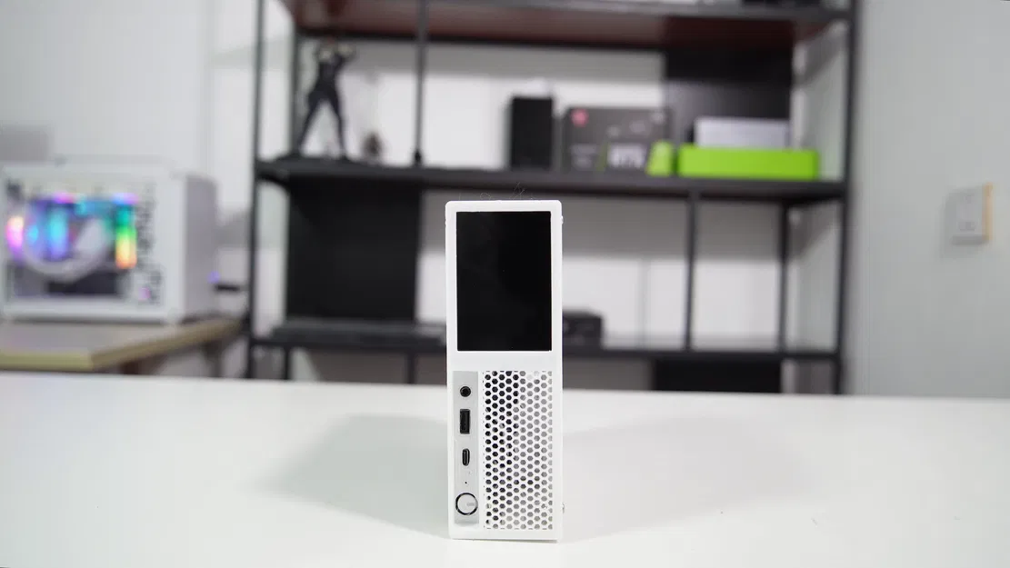 Vỏ 3D cho Lenovo M90q Gen1 + MSI RTX 3050 LP, LCD 3.5" - Image 4