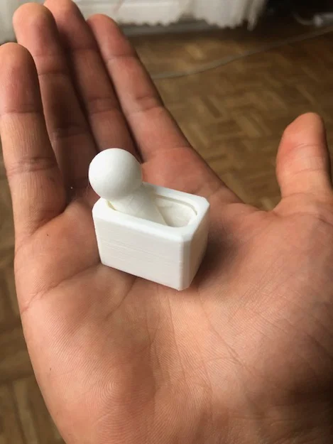 Công tắc fidget print-in-place (Print-in-place fidget switch) - Image 1