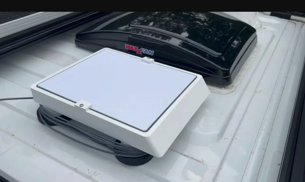 Bộ Mount Nam Châm & Quấn Dây Starlink Mini cho Xe Van - Image 1