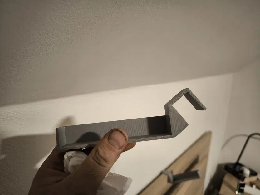 Giá đỡ hộp khăn giấy gắn lên khung giường (22mm) - Image 1