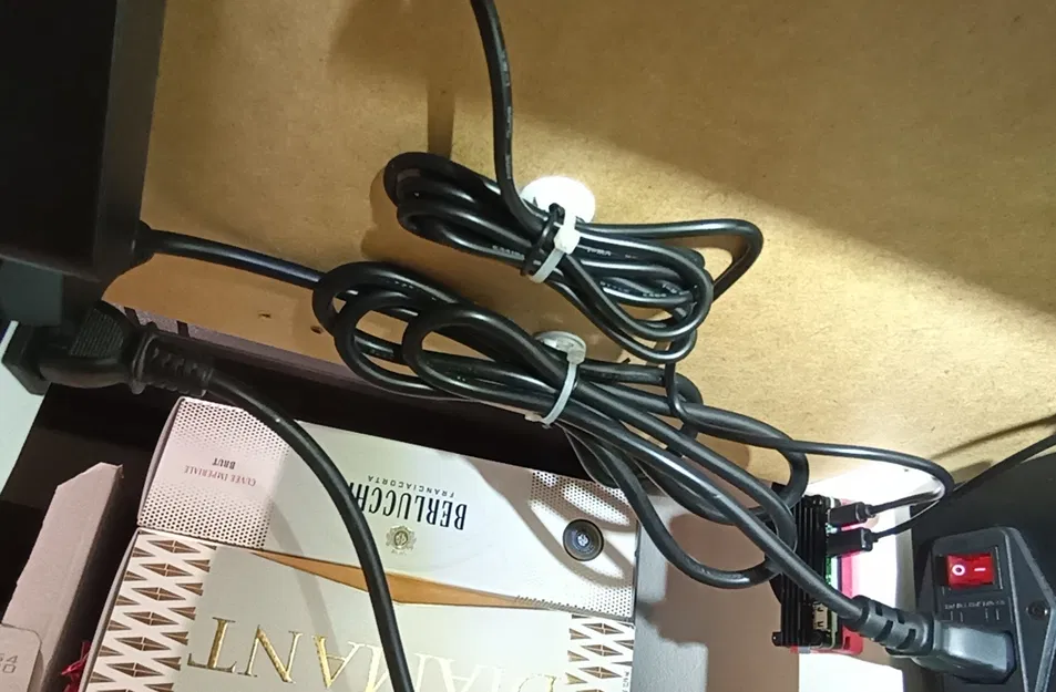 Đế gắn dây rút (Cable Tie Mount Base) - Image 2