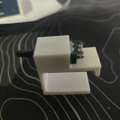 Giá đỡ LED kèm chỗ gắn công tắc