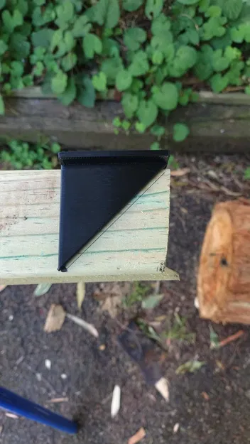 Dụng cụ đo góc 45° cho góc cạnh - Image 1