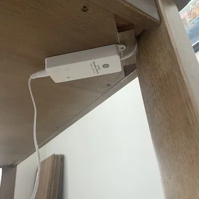 Bàn Brimhart - Mái Che cho LED Light Strips