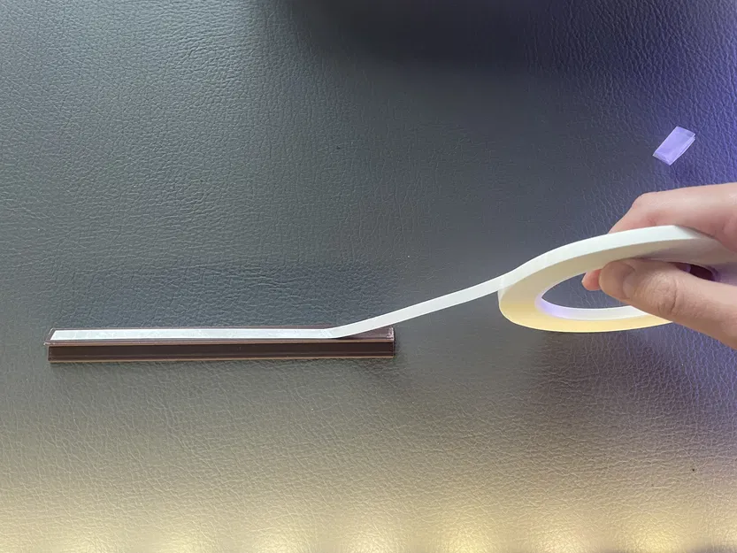 Bàn Brimhart - Mái Che cho LED Light Strips - Image 7