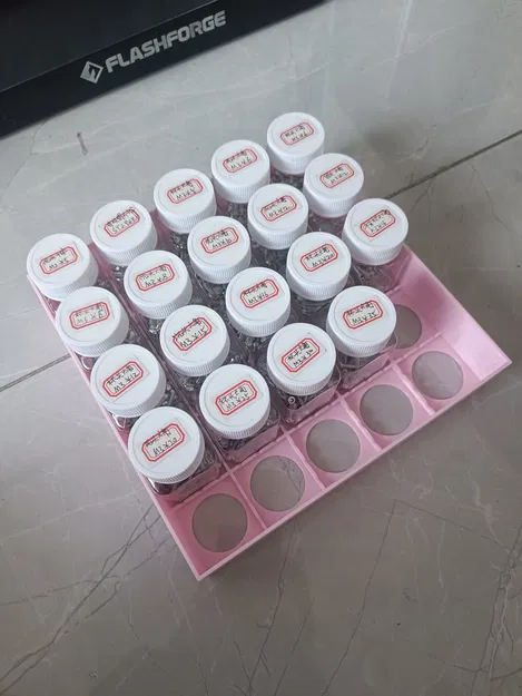 Khay/Ống sắp xếp Ốc vít & Đai ốc (Screw and Nut Organizer) - Image 1