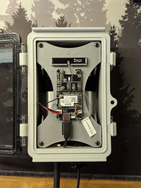 Meshtastic Battery Tray & RAK4631 Mount – Khay pin & ngàm gá WisBlock - Image 1