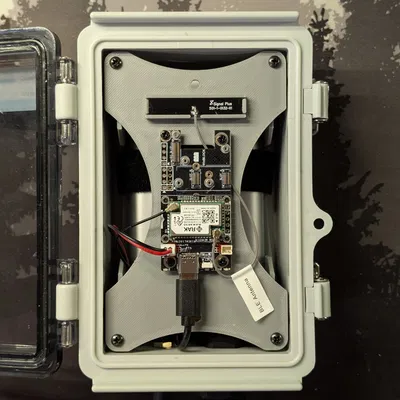 Meshtastic Battery Tray & RAK4631 Mount – Khay pin & ngàm gá WisBlock