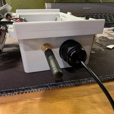 Meshtastic Battery Tray & RAK4631 Mount – Khay pin & ngàm gá WisBlock