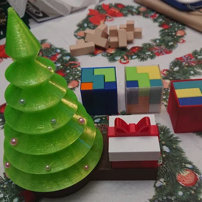 Đèn cây thông Noel kèm cube puzzle – quà tặng 3D