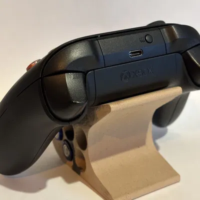 Kệ Đỡ Xbox Controller Kèm 5 Khe Pin AA (Battery Slots)