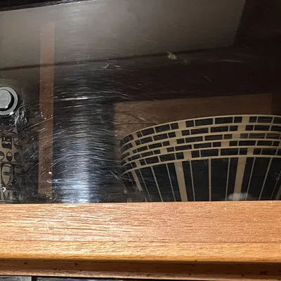 Chốt cửa kính trượt tủ - Moody Boats