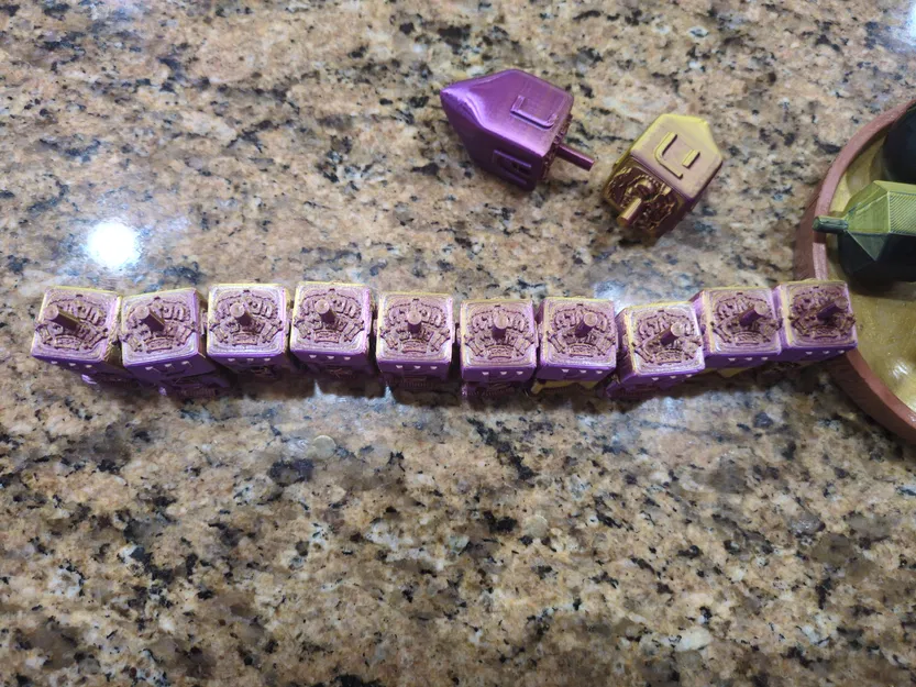 Dreidel quay chính xác – Yisraels Designs - Image 4