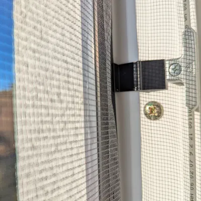 Flyscreenclip – Kẹp flyscreen gập cho khung cửa Gealan S8000