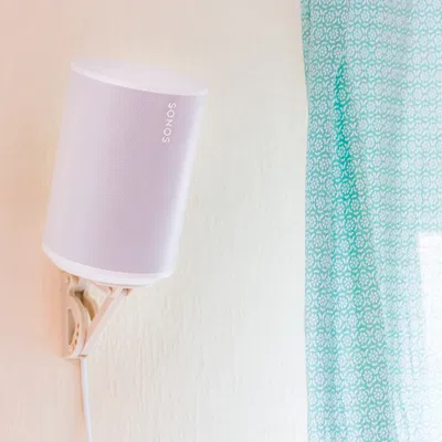 Giá treo tường Sonos Era 100 (nghiêng & xoay được)