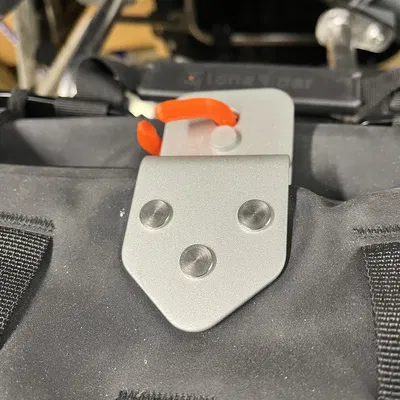 Lone Rider Motobags easy lock