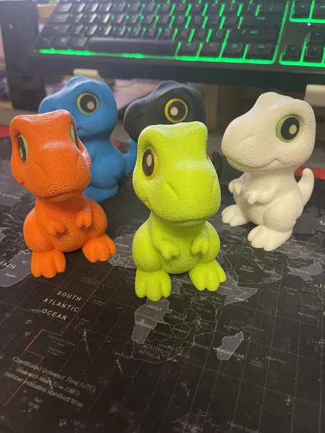 Cute T‑Rex Robbie – (cartoon, noAMS) - Image 3