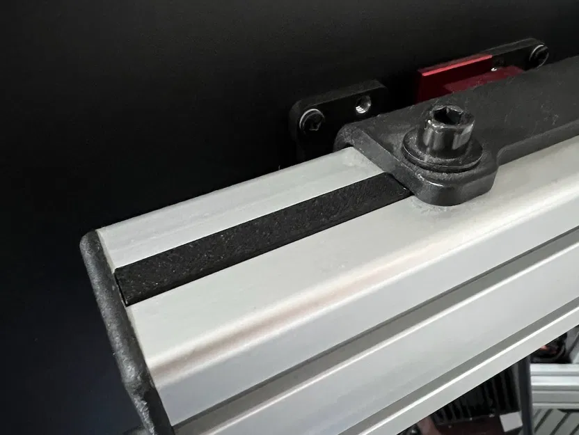 Nắp che nut/slot cho nhôm định hình Item I-type 40 mm - Image 1