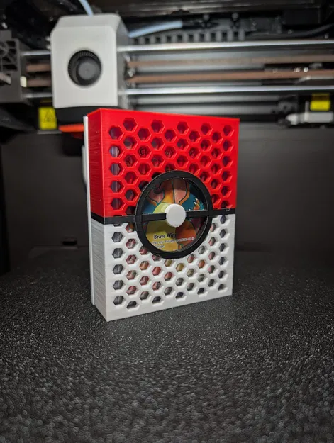 Hộp đựng thẻ Toploader chủ đề Pokeball - Image 5