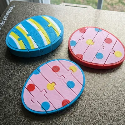 Trứng Phục Sinh dẻo (Flexi Easter Eggs)