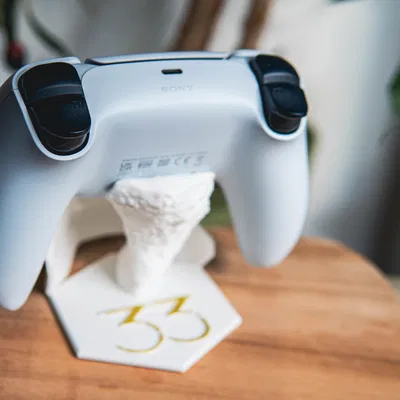 Giá đỡ tay cầm PS5 Mặt nạ Alicia (Alicias Mask PS5 Controller Mount)